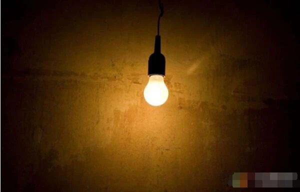 The advantages and disadvantages of incandescent lamps