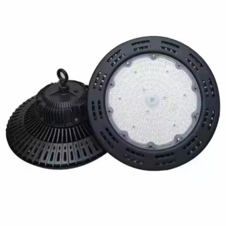 Φωτιστικό καταστήματος UFO LED High Bay 140W