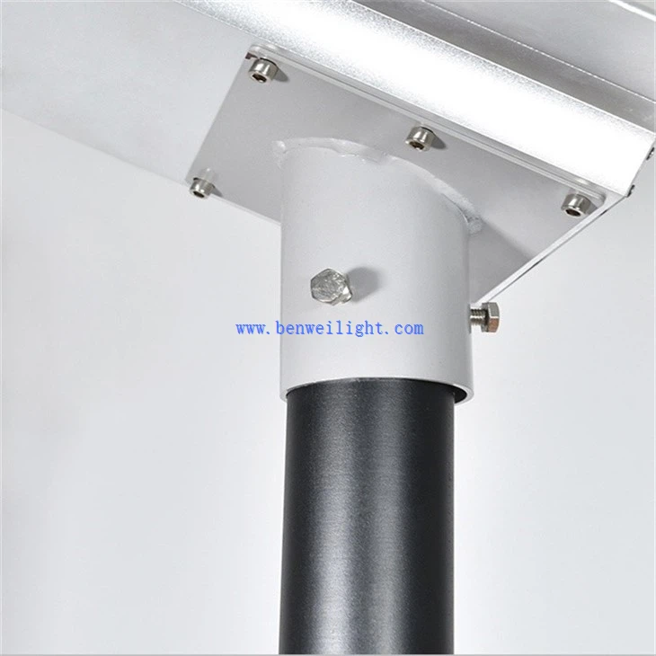 200W Vertical Solar Powered Street Light (4)